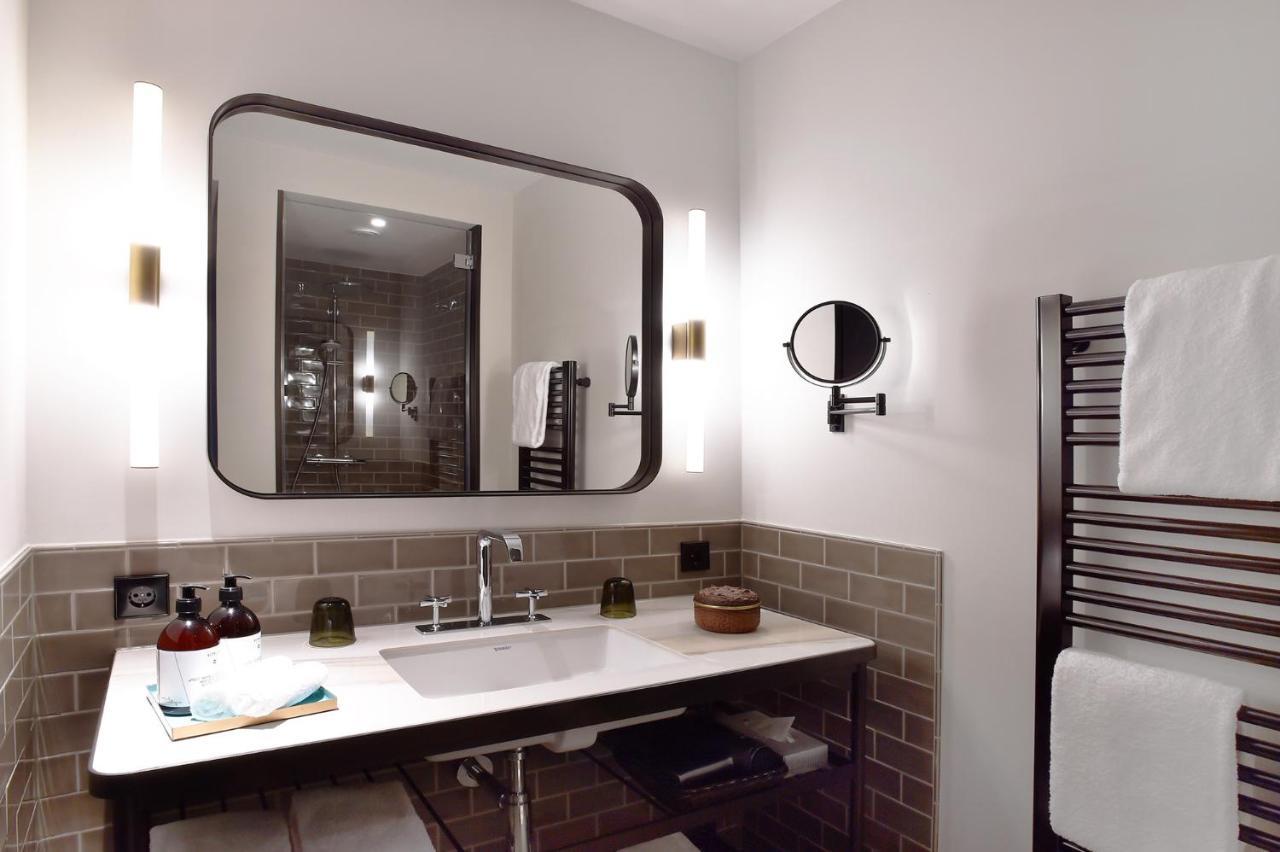 Das James Фленсбург Экстерьер фото Bathroom