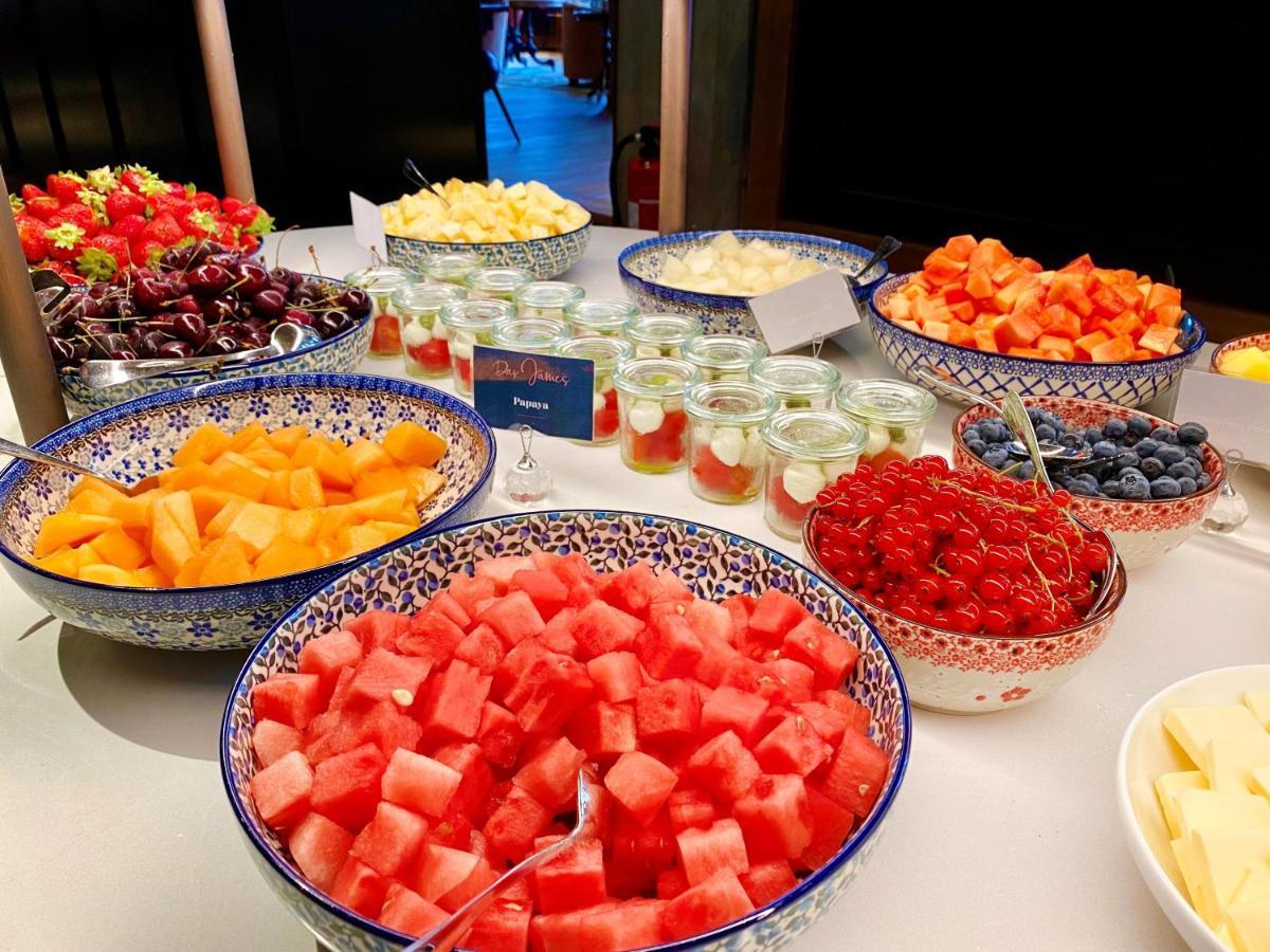 Das James Фленсбург Экстерьер фото Fruit salad